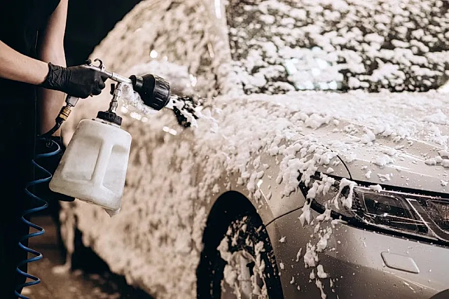 Ultimate Guide to Foam Wash and Normal Car Wash