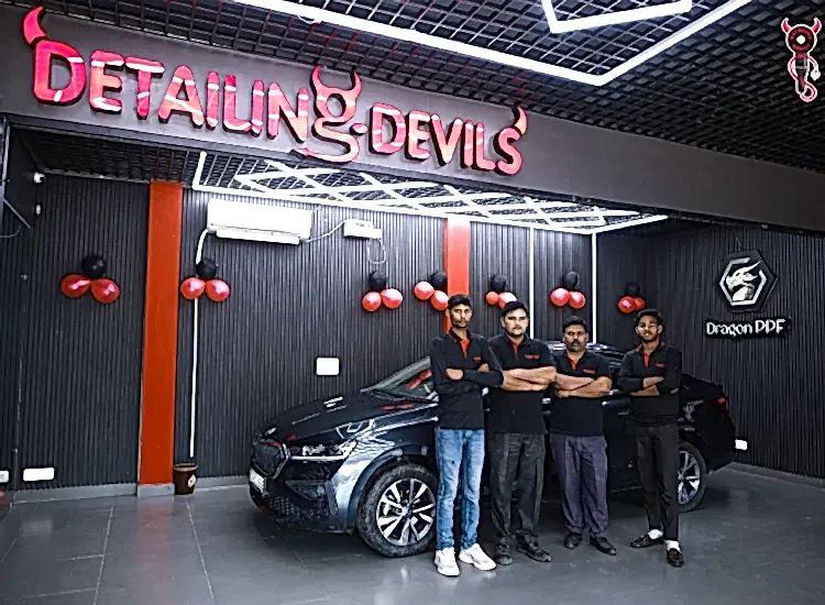 Detailing devils Lajpat Nagar
