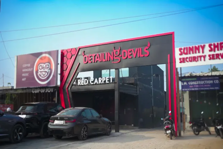 Detailing Devils Red Carpet Gurugram