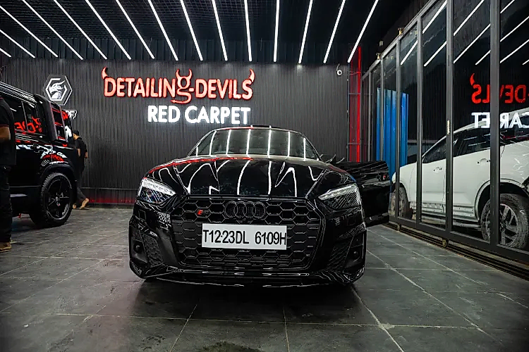 Detailing Devils Red Carpet Gurugram